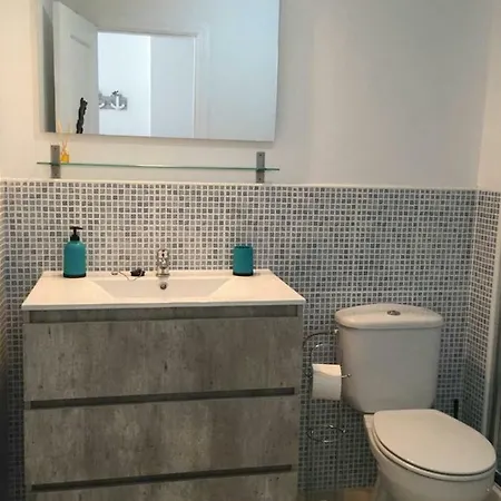 Apartment Life At The Beach, Free Wifi, 2 Bedrooms